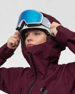 Sweet Protection Crusader X Gore-Tex Jacket W Red Wine -Sweet Salg 828207 58000 MODEL 5 e1e8695f8c