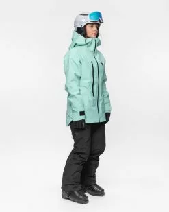 Sweet Protection Crusader X Gore-Tex Jacket W Turquoise -Sweet Salg 828207 76000 MODEL 2 d1abbae064